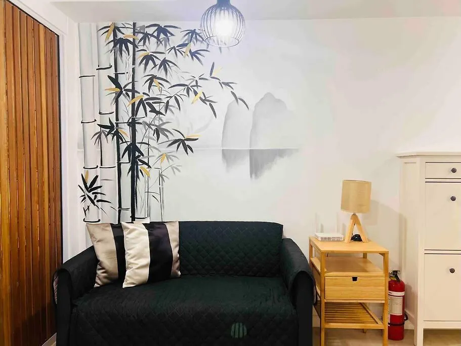 Apartment Azure Sakura Suite With Netflix Manila