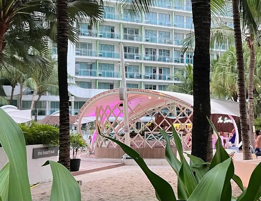 Apartment Azure Sakura Suite With Netflix Manila