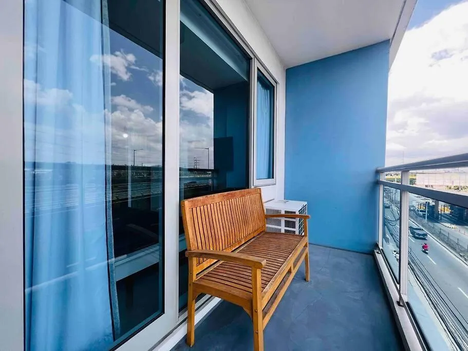 Azure Sakura Suite With Netflix Manila